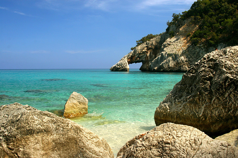 pláž Cala Goloritzé - Simon - Pixabay.com